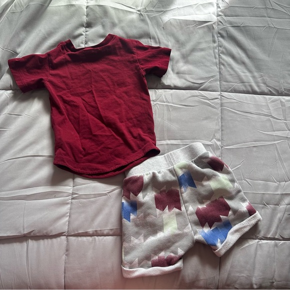 Adidas Toddler Set Size 12-18 Months - Picture 9 of 9